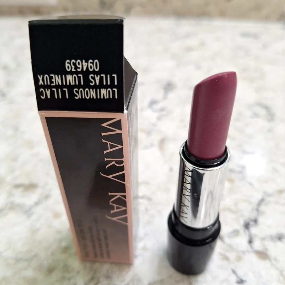Mary Kay Gel Semi-Shine Lipstick - Luminous Lilac Color NIB (Neutral Light Pink)